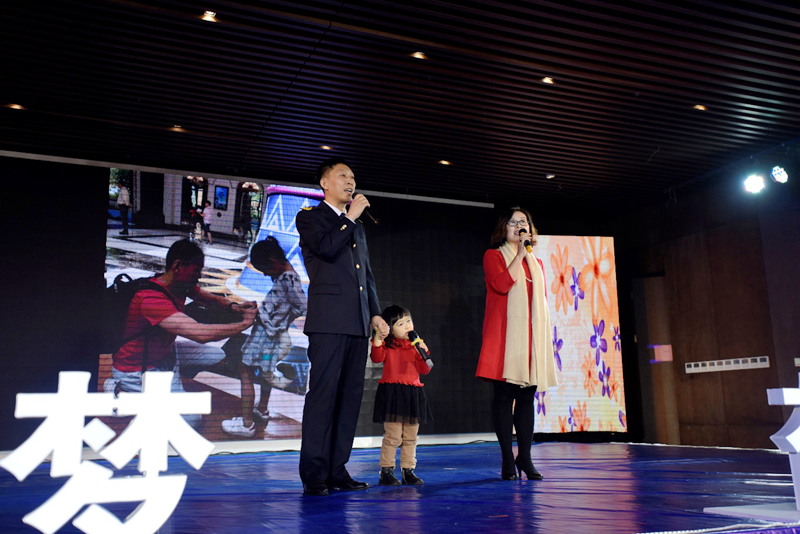 ×ðÁú¿Ê±¡¤(ÖйúÇø)ÈËÉú¾ÍÊDz«!